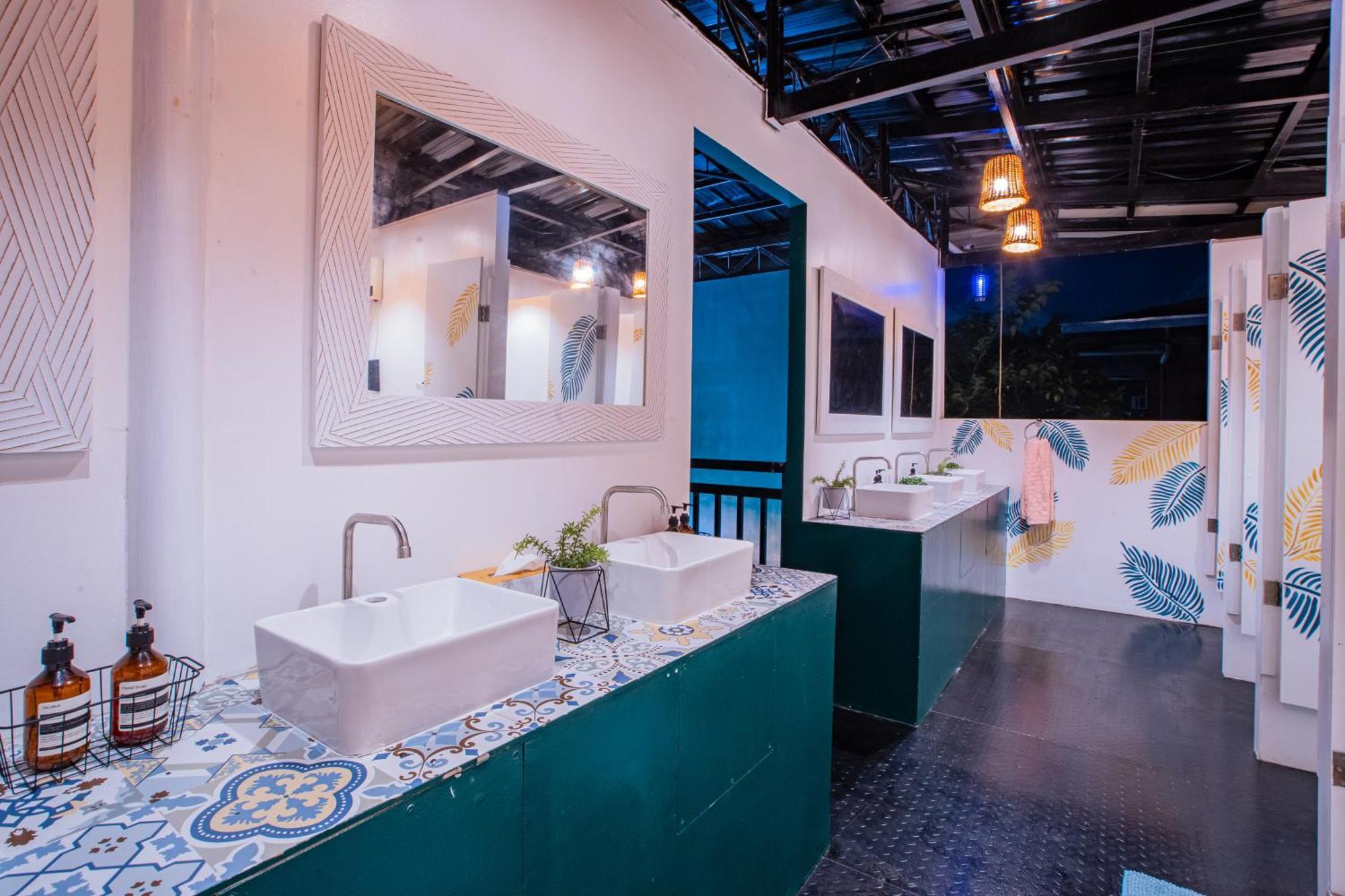 Lartista Hostel Puerto Princesa Eksteriør billede